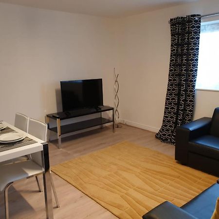 River Court Apartments Lets Cambridge  Luaran gambar