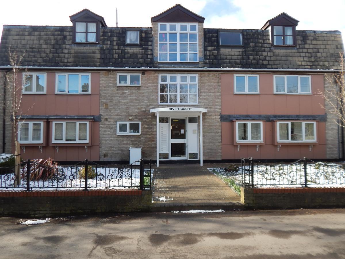 River Court Apartments Lets Cambridge  Luaran gambar