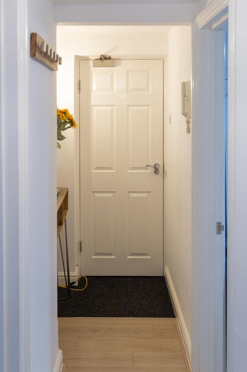 River Court Apartments Lets Cambridge  Luaran gambar